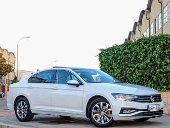 Imagen de VOLKSWAGEN Passat 2.0TDI EVO Executive DSG7 110kW