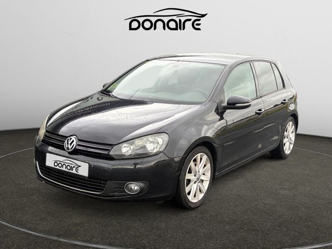 VOLKSWAGEN Golf (2.0 TDI 140cv Highline) en Coruña, A