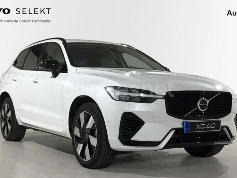Foto del VOLVO XC60 T6 Recharge Plus Dark