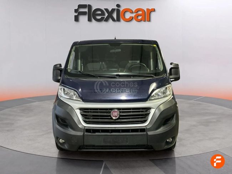 Foto del FIAT Ducato Combi 30 2.3Mjt SCR Corto 95kW