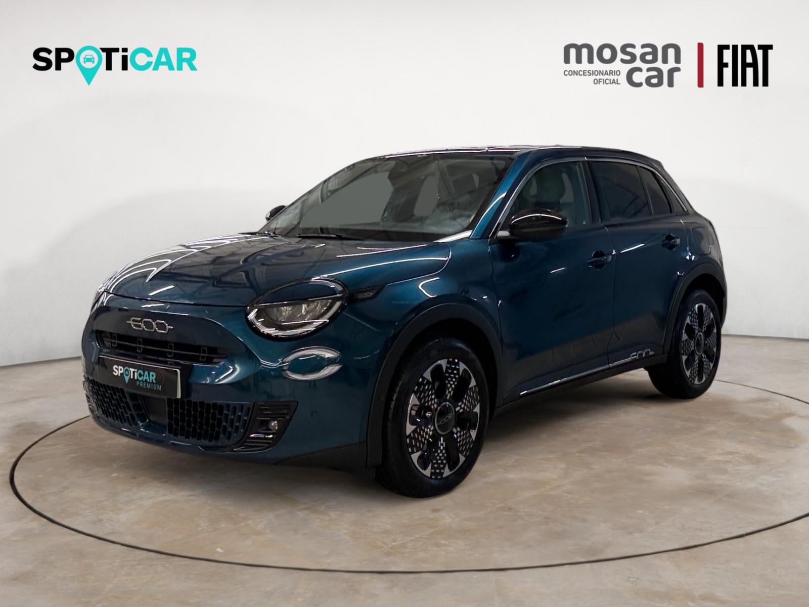 FIAT 600 (1.2 MHEV 100 DCT LA PRIMA PORTON GPS LL18 RADAR AV AR+CAM KEYLESS