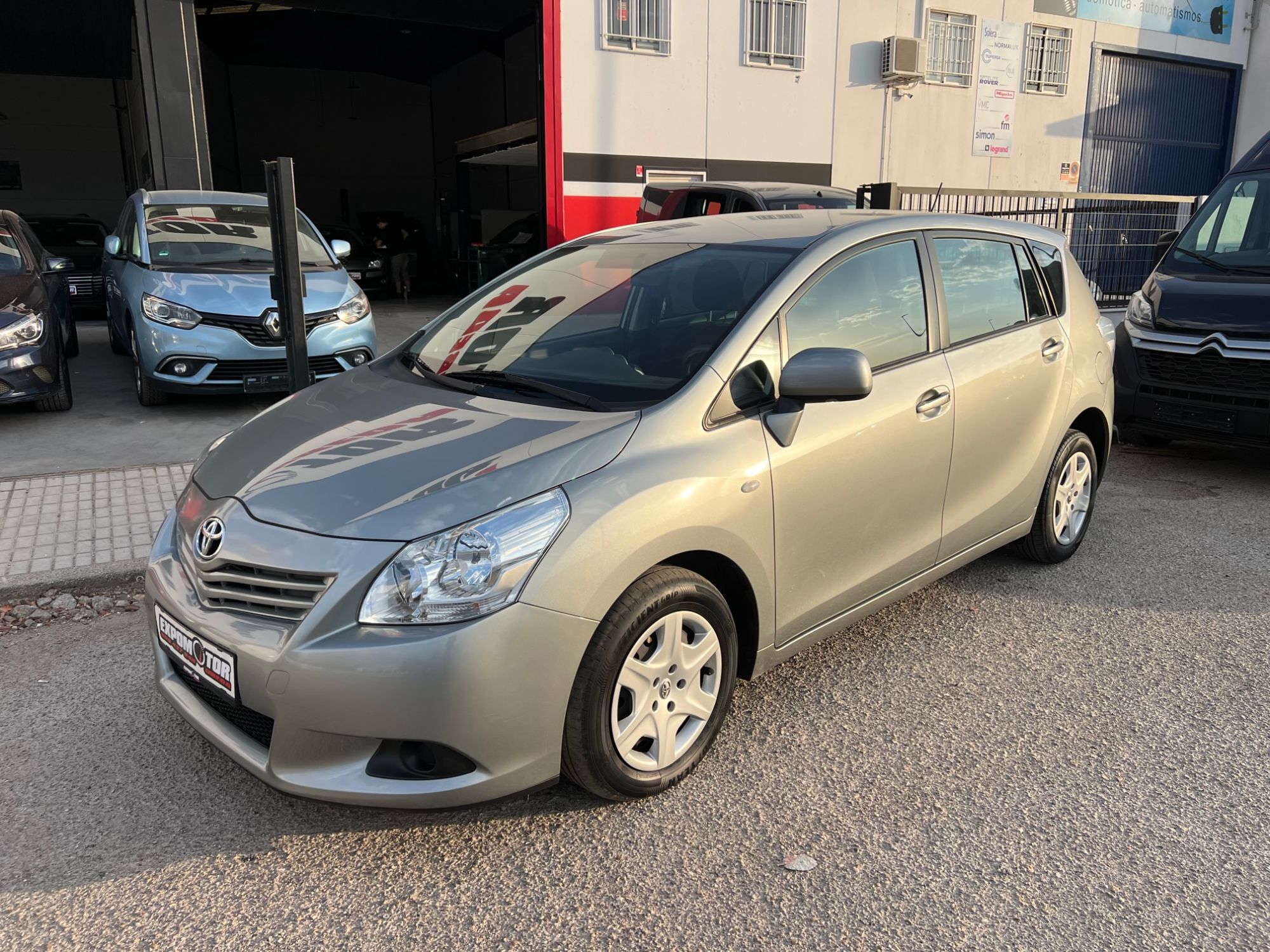 TOYOTA Verso (2.0D4D Active 5pl.) en Jaén