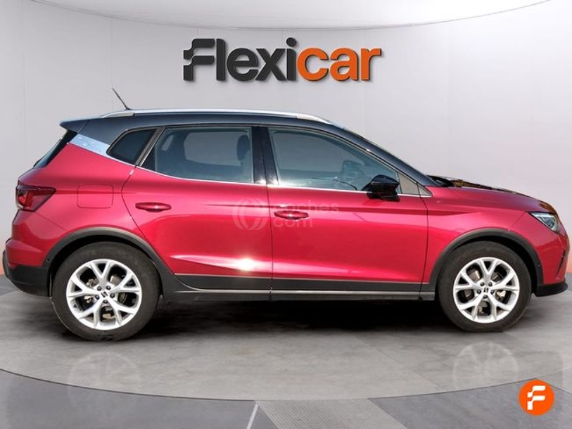 Foto del SEAT Arona 1.0 TSI S&S FR DSG7 110