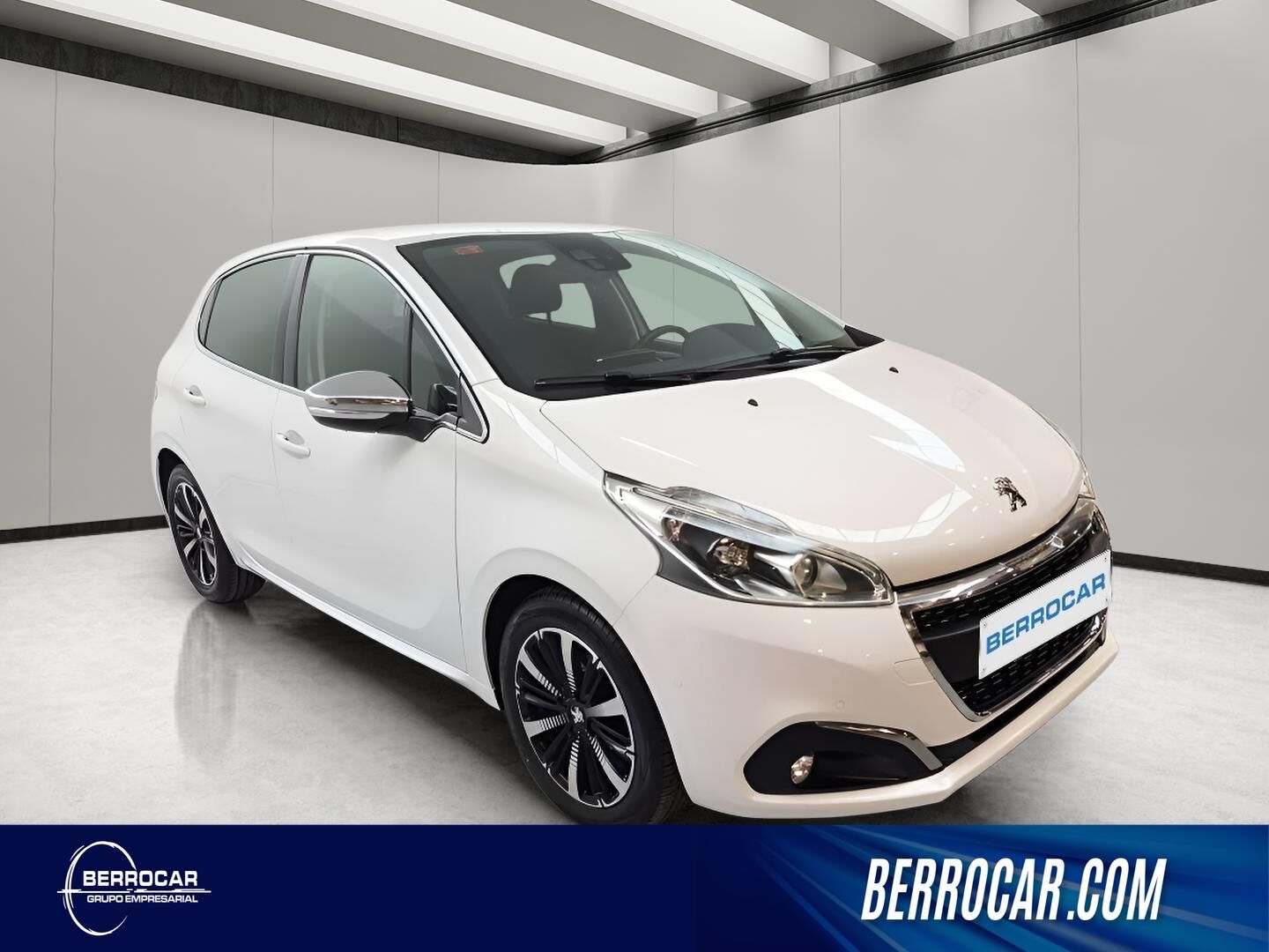 PEUGEOT 208 (PureTech 110 S&S Tech Edition 81 kW (110 CV)) en Sevilla