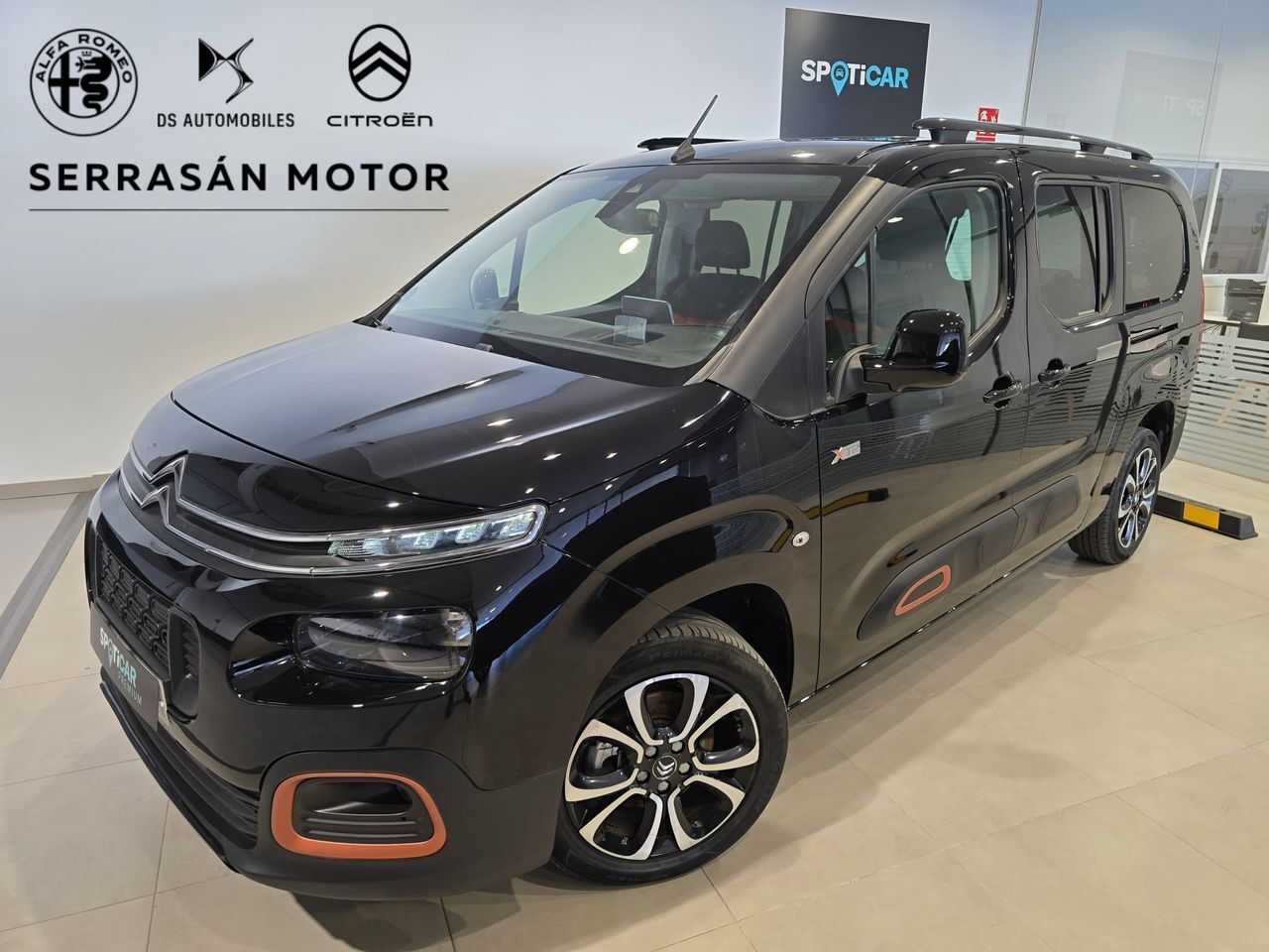 CITROEN Berlingo (Berlingo Talla XL BlueHDi 130 S&S 6v Shine) en Badajoz
