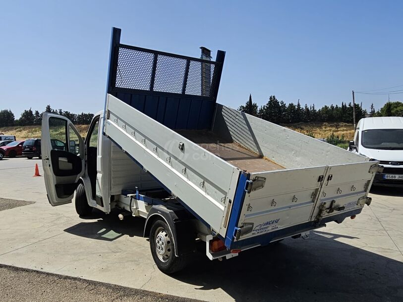 Foto del PEUGEOT Boxer Chasis Cabina 2.2HDI 335 L2 130