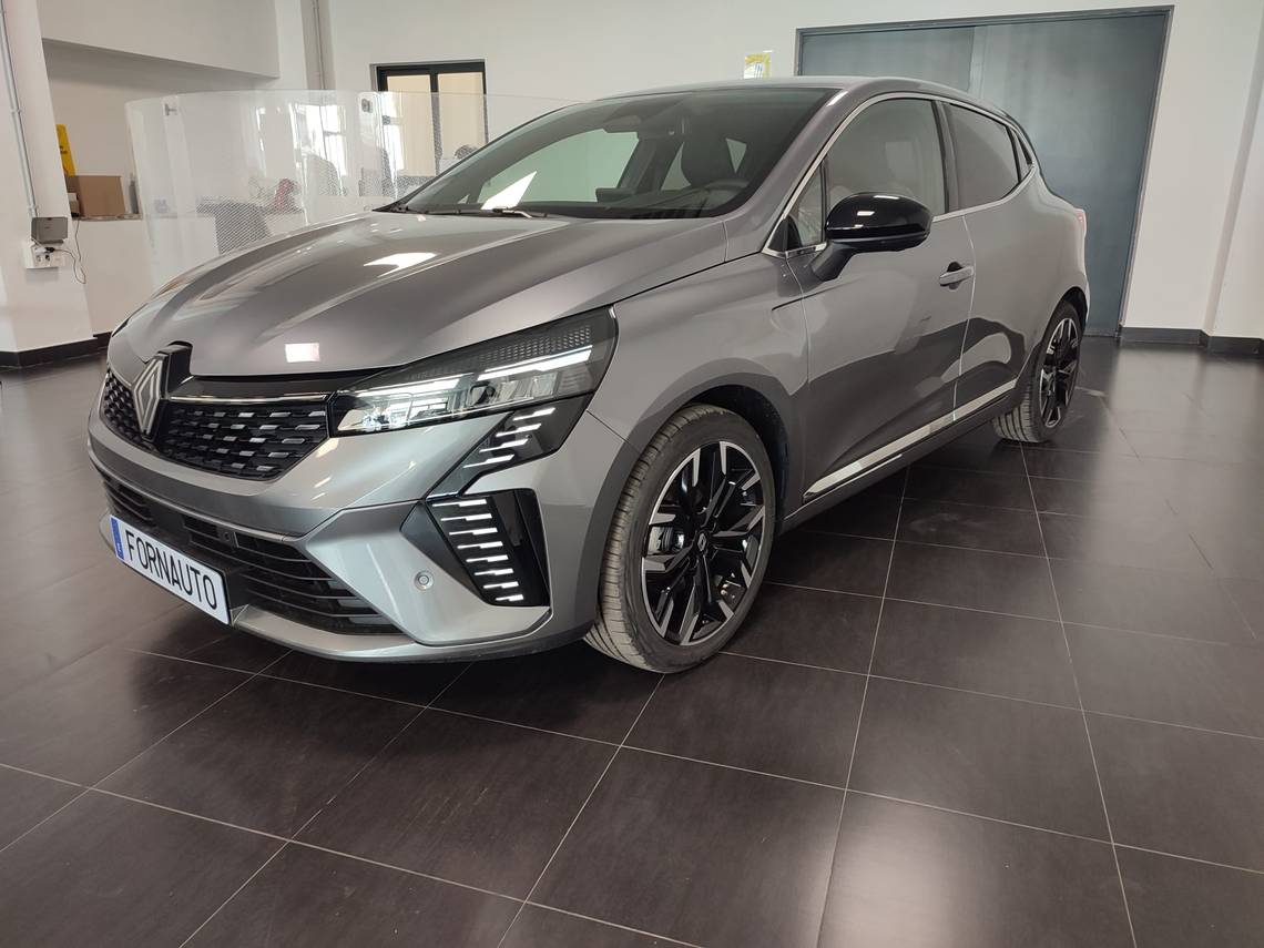 RENAULT Clio (full hybrid E-Tech 145 (103Kw) Techno) en Sevilla