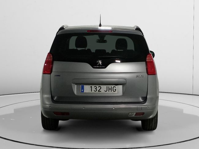 Foto del PEUGEOT 5008 1.6 BlueHDI Allure 7 pl. 120