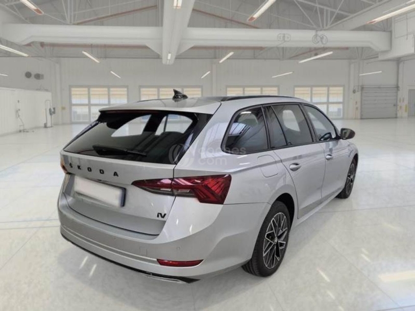 Foto del SKODA Octavia Combi 1.5 TSI MHEV Sport DSG 110kW