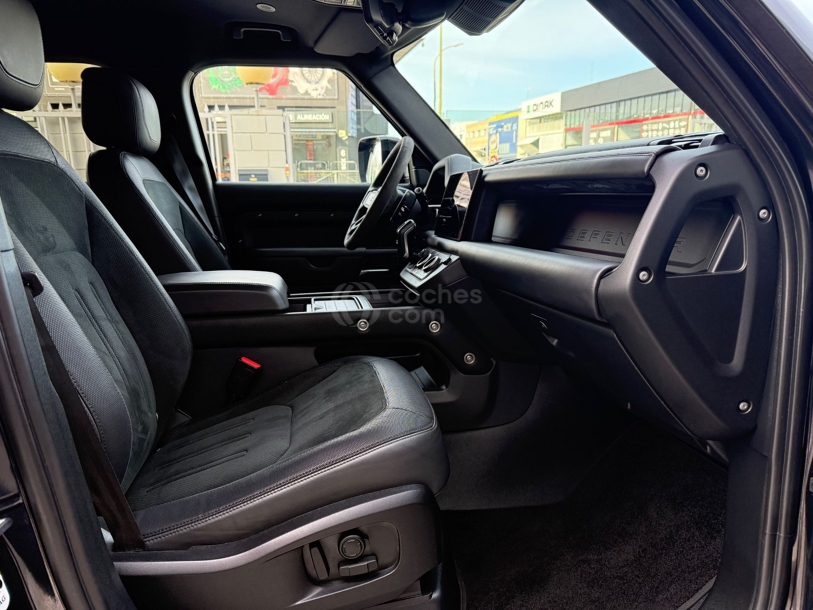 Foto del LAND ROVER Defender 110 5.0 V8 AWD Aut. 525
