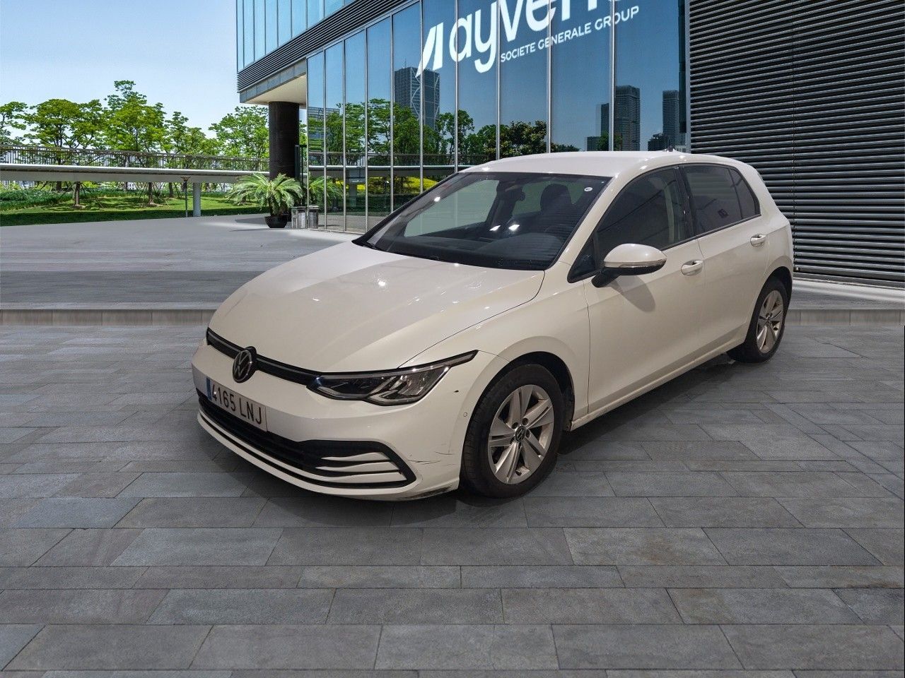 VOLKSWAGEN Golf (Life 2.0 TDI 85 kW (115 CV)) en Madrid