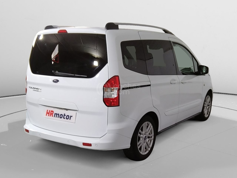 Foto del FORD Tourneo Courier 1.0 Ecoboost Titanium