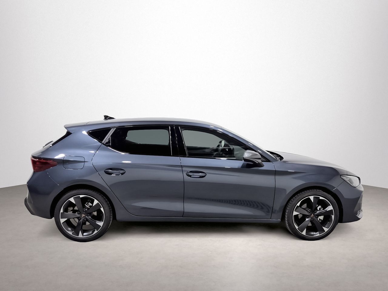 Foto del CUPRA León 1.5 ETSI DSG 110Kw