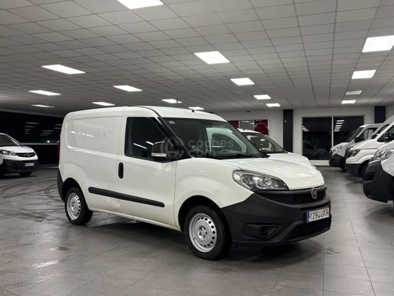 Foto del FIAT Dobló Cargo 1.3Mjt Base 90 E5+