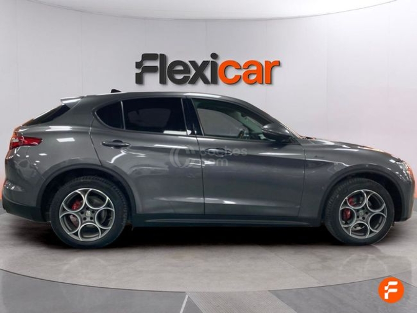Foto del ALFA ROMEO Stelvio 2.2 Sprint RWD 190 Aut.