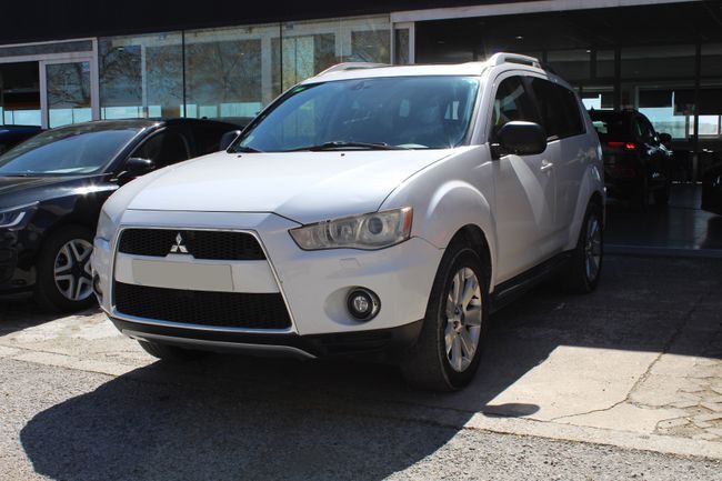 Foto del MITSUBISHI Outlander 220DI-D Motion SST