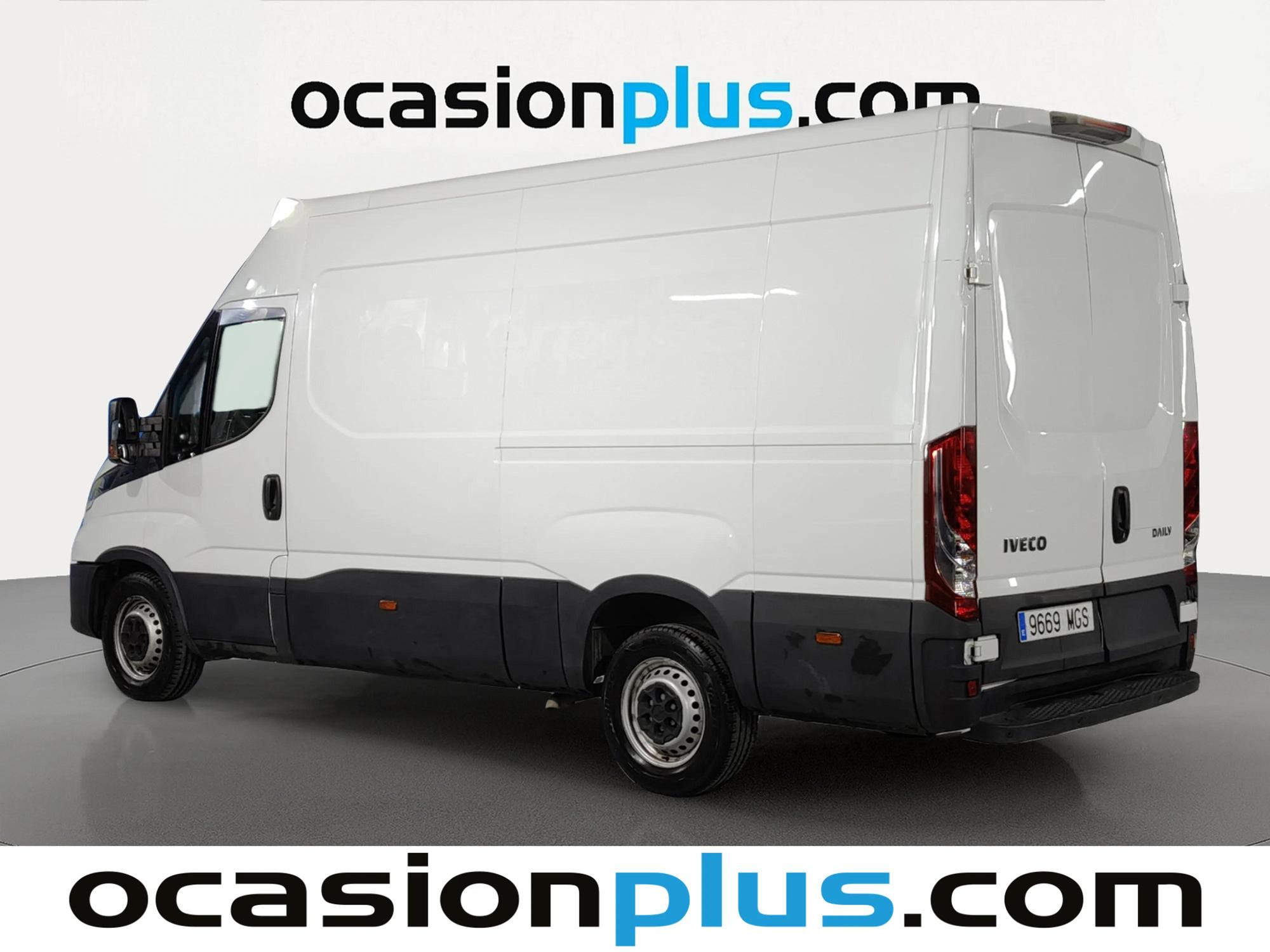 Foto del IVECO Daily Furgón 35C16 V 3520L H2 12.0 156