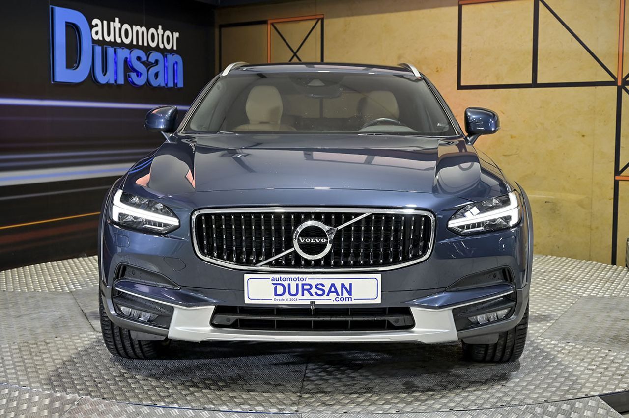 Foto del VOLVO V90 D4 Inscription Aut. 190
