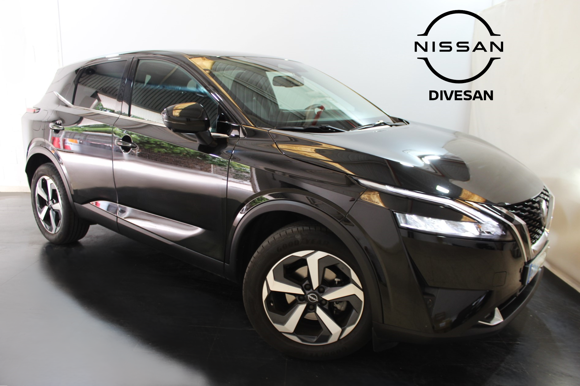 NISSAN Qashqai 1.3 DIG-T mHEV 12V N-Connecta 4x2 103kW