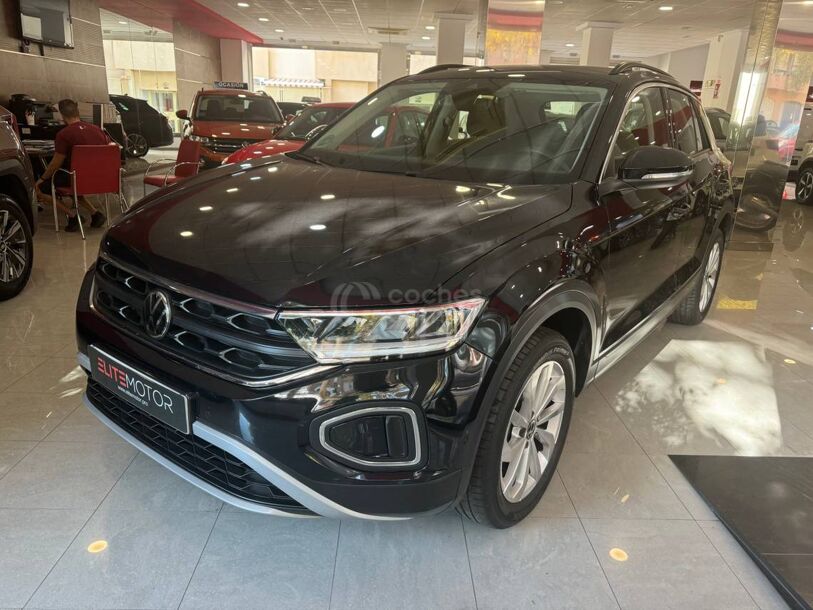 Foto del VOLKSWAGEN T-Roc 1.5 TSI Dark DSG7