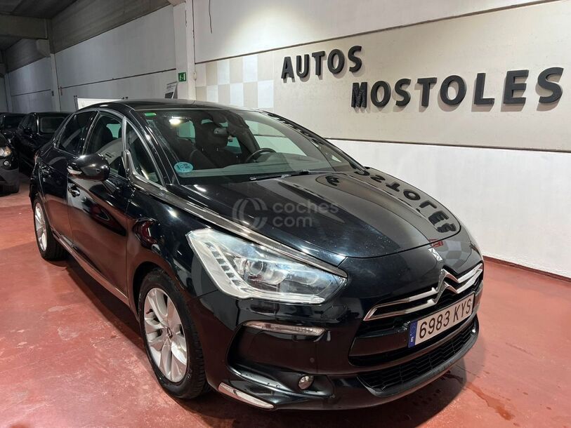 Foto del DS DS5 DS 5 2.0BlueHDi Desire EAT6 180