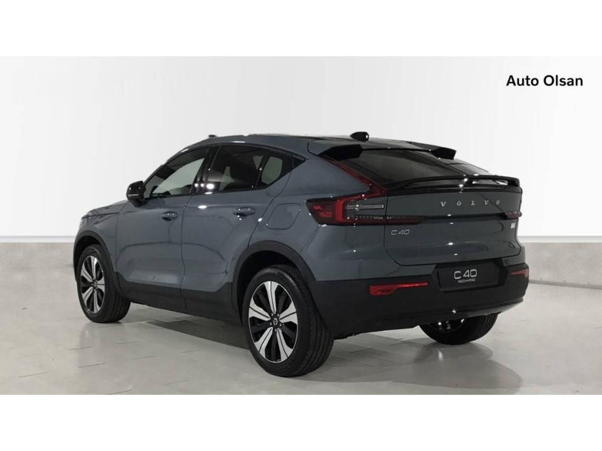 Imagen 2 de VOLVO C40