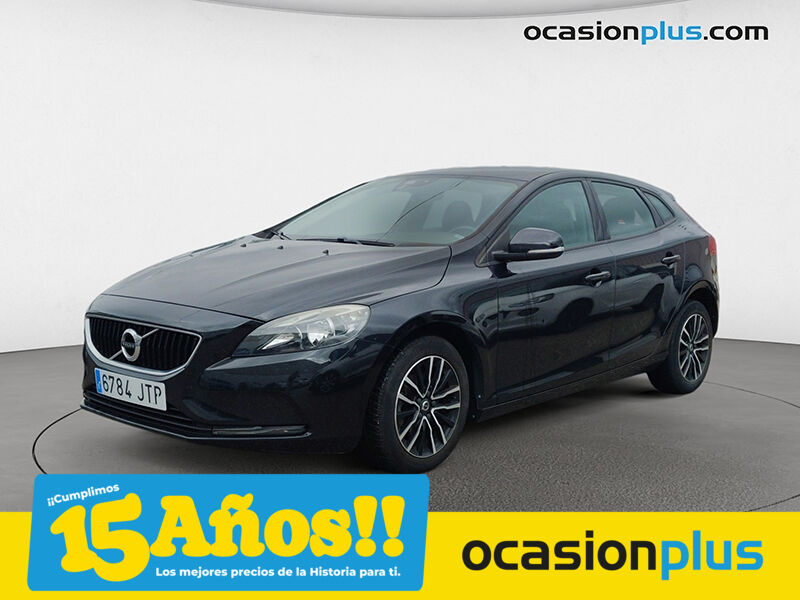 VOLVO V40 (D2 Momentum 88 kW (120 CV)) en Madrid