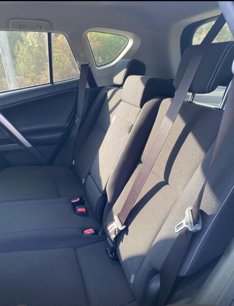 Foto del TOYOTA RAV-4 2.5 hybrid 2WD Advance