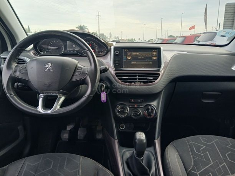 Foto del PEUGEOT 2008 1.2 PureTech Access 82