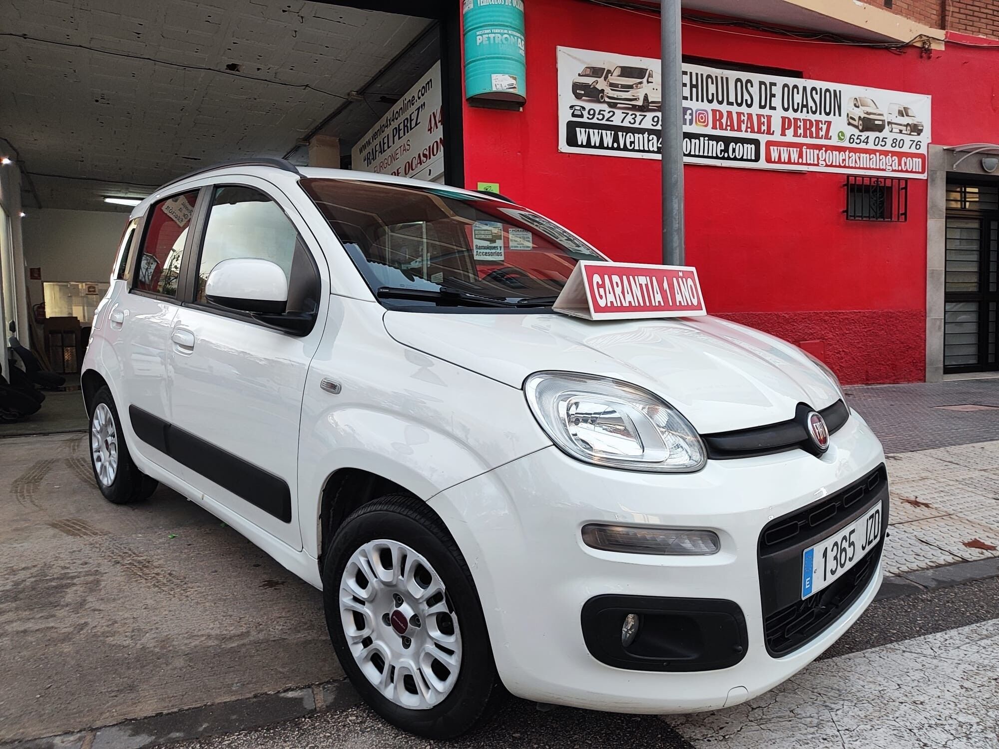 FIAT Panda (1.3 Lounge 70kW) en Málaga