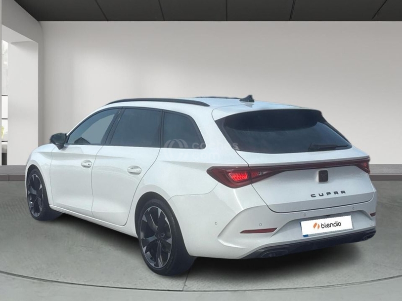 Foto del CUPRA León 1.5 ETSI DSG 110Kw