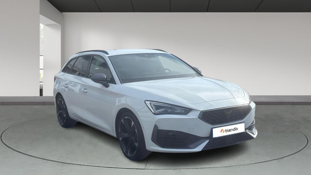 Foto del CUPRA León 1.5 ETSI DSG 110Kw