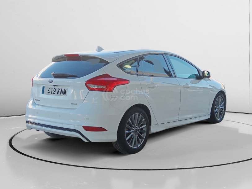 Foto del FORD Focus 1.0 EcoB. ST-Line Black&Red Ed. 125
