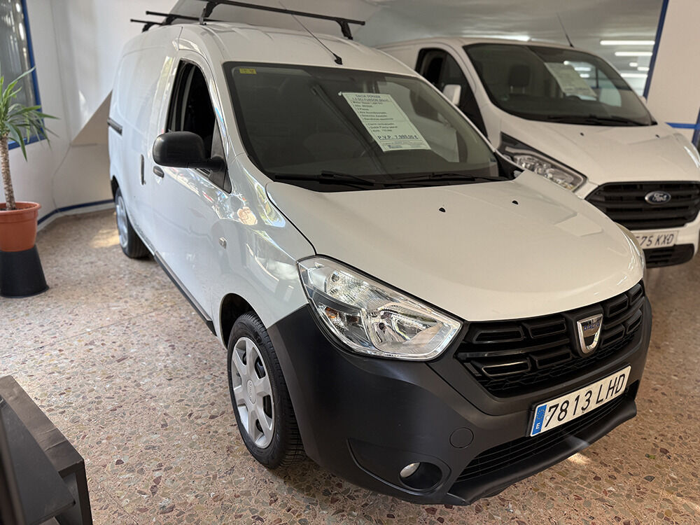 DACIA Dokker (Van Essential Blue dCi 70kW (95CV)) en Barcelona