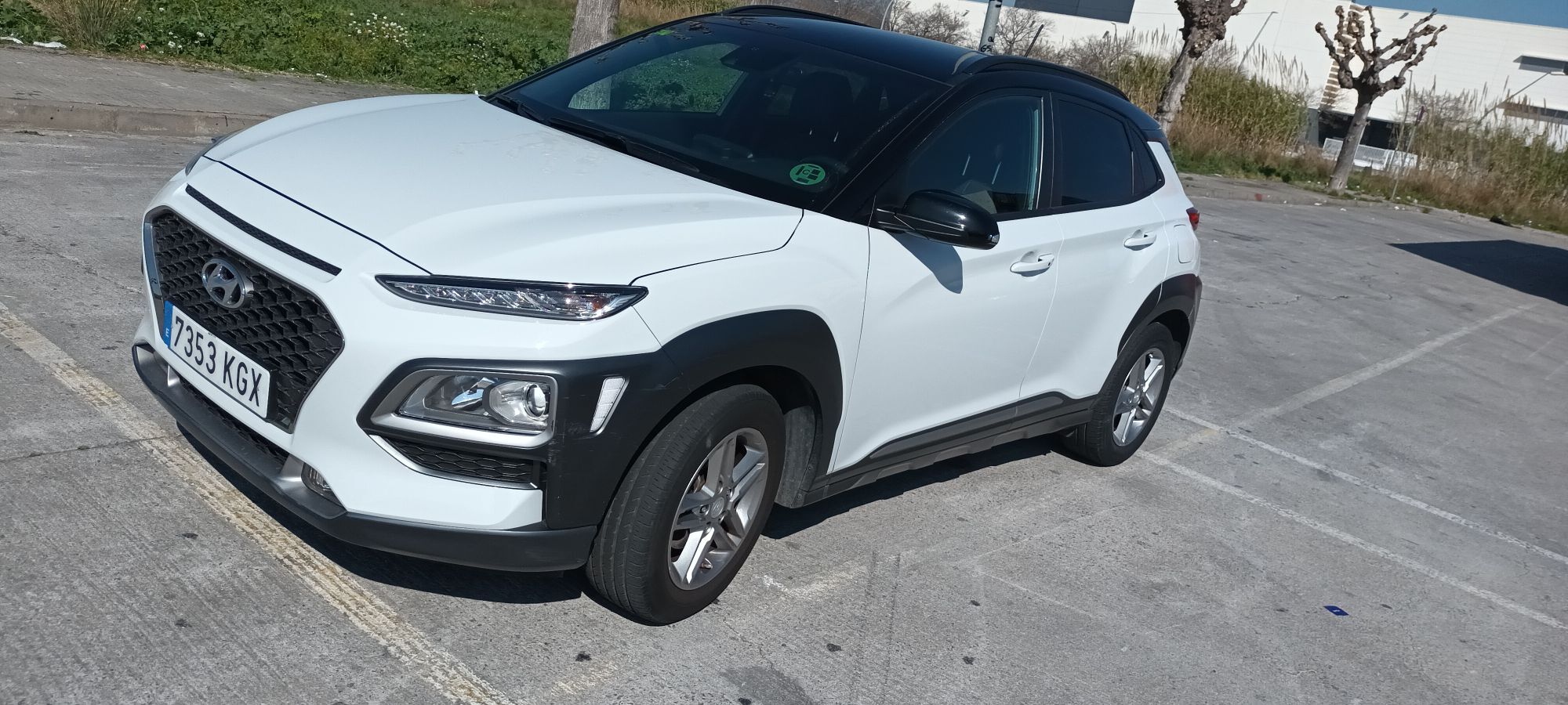 Foto del HYUNDAI Kona 1.0 TGDI Tecno 2C Red 4x2