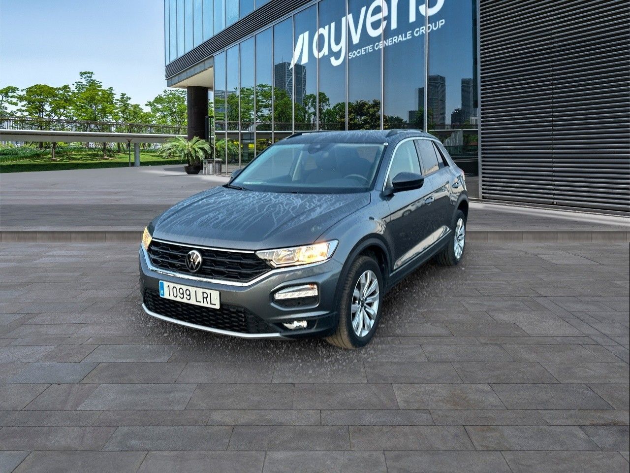 VOLKSWAGEN T-Roc (Advance 1.5 TSI 110 kW (150 CV) DSG) en Madrid