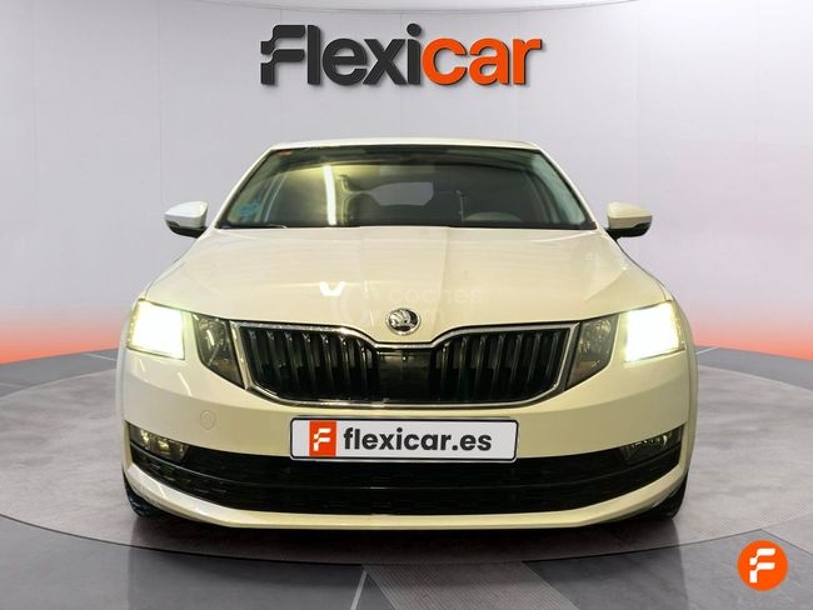 Foto del SKODA Octavia 2.0TDI CR Ambition DSG 110kW