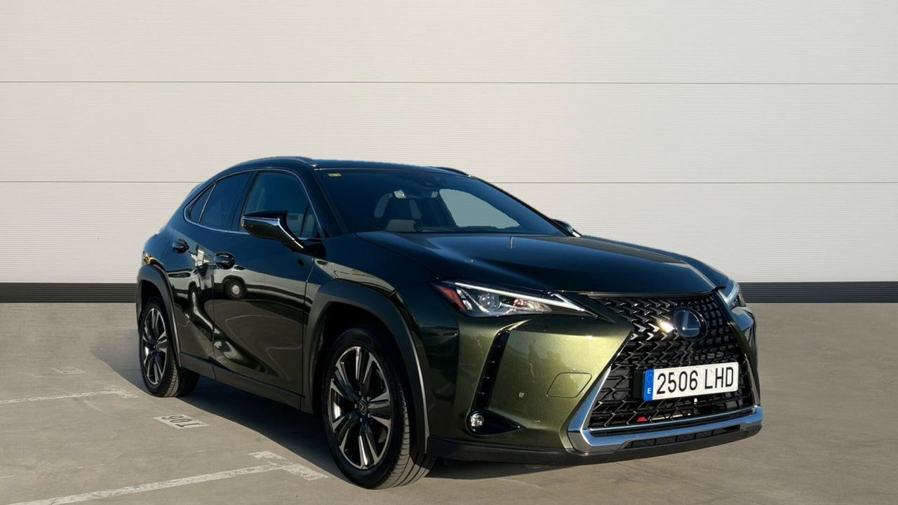 LEXUS UX (2.0 250H EXECUTIVE PLUS AUTO 184 5P) en Madrid