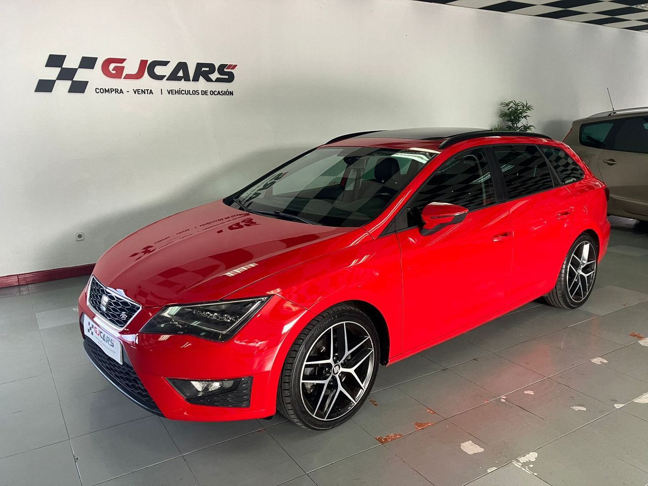SEAT León (ST 2.0 TDI 184cv St&Sp FR) en Asturias