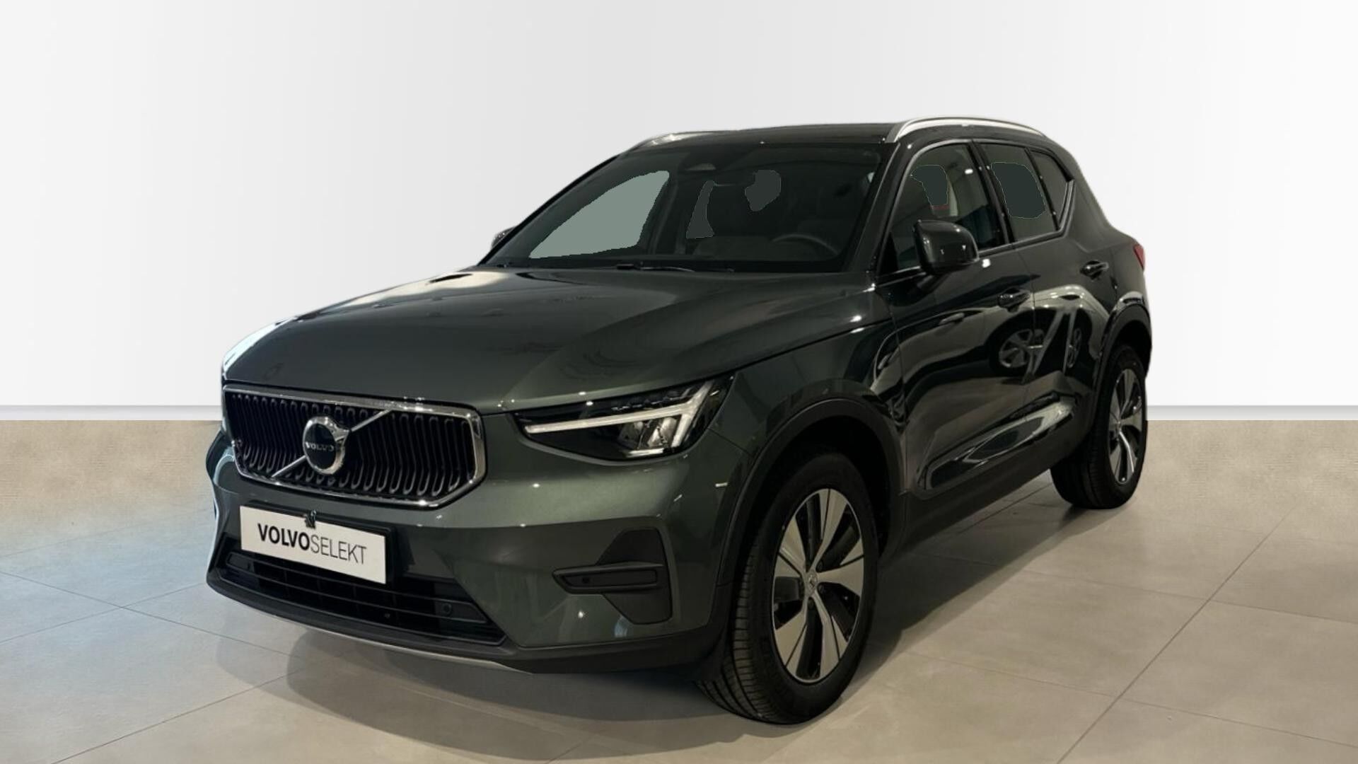 VOLVO XC40 (2.0 B3 MHEV CORE DCT 163 5P) en Rioja, La