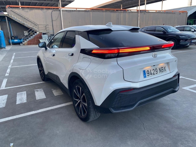 Foto del TOYOTA C-HR 200H Advance