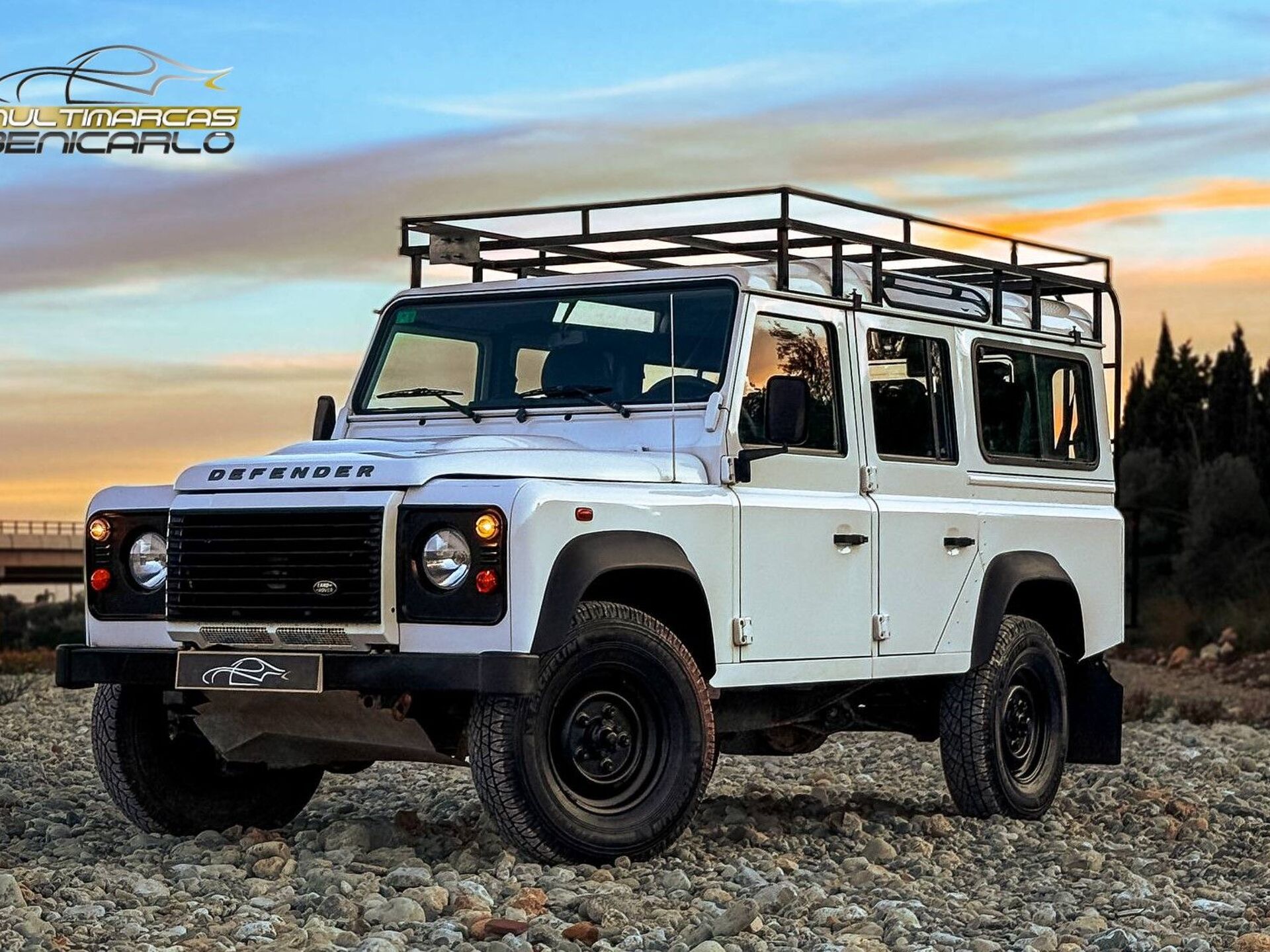 Imagen 1 de LAND ROVER Defender