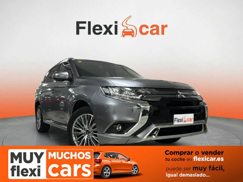 Foto del MITSUBISHI Outlander PHEV Kaiteki 4WD