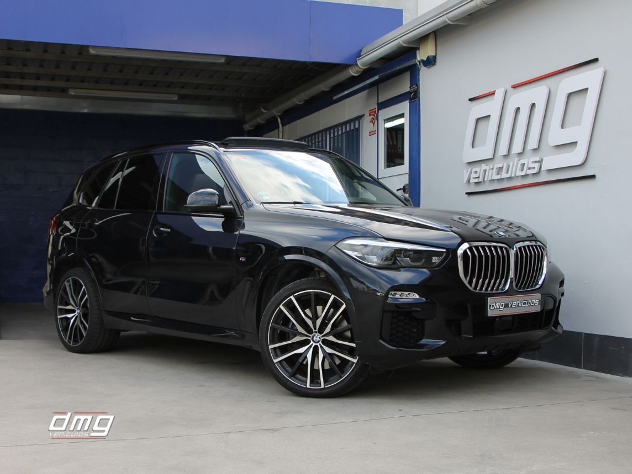 BMW X5 (xDrive 30d 265cv 5p Paquete M) en Barcelona