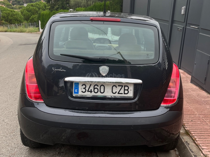 Foto del LANCIA Ypsilon 1.2 16v Argento