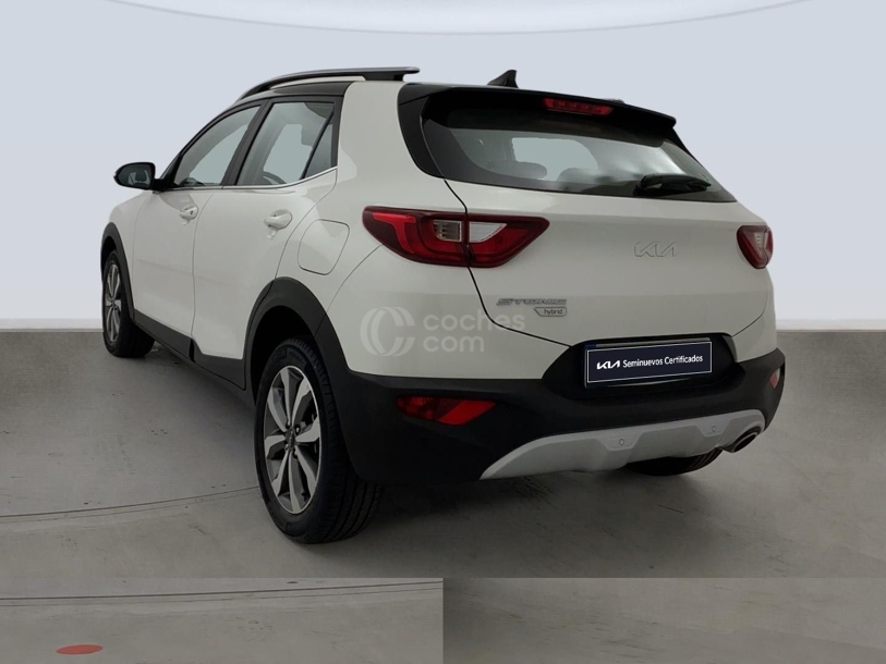Foto del KIA Stonic 1.0 T-GDi MHEV iMT Drive Plus 100