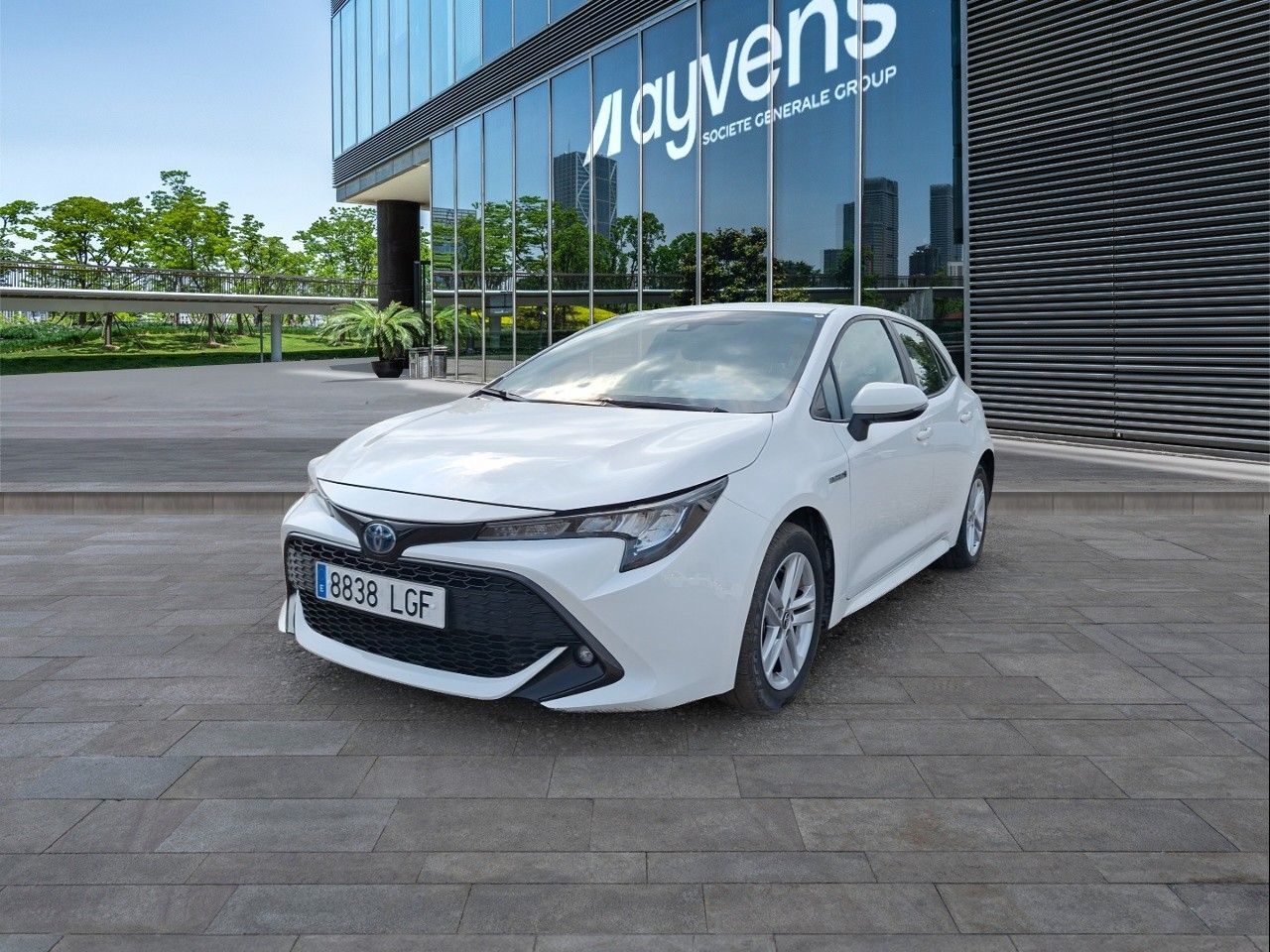 TOYOTA Corolla (125H Active E-CVT 90 kW (122 CV)) en Madrid