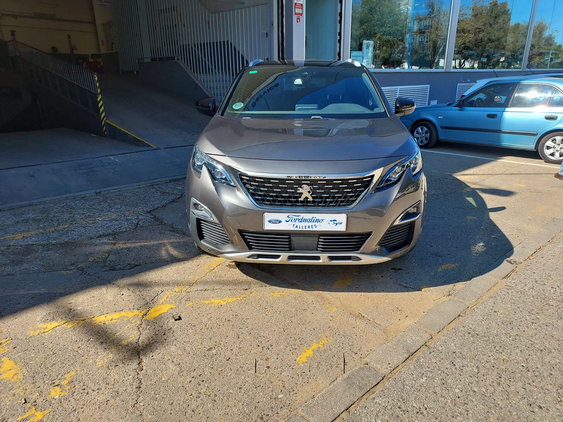 Imagen de PEUGEOT 3008 SUV