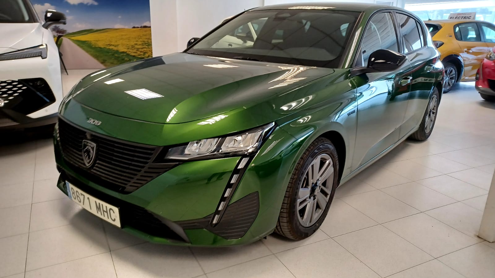 PEUGEOT 308 (5P Style PureTech 130 S&S MAN) en Barcelona