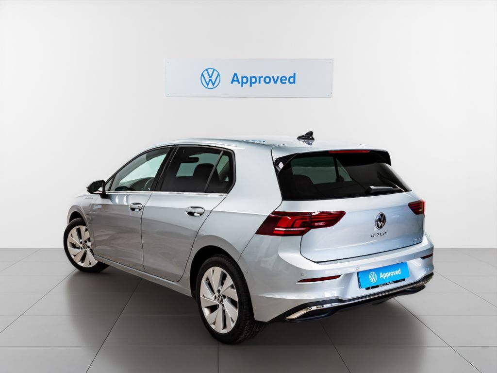 Foto del VOLKSWAGEN Golf 1.5 TSI eHybrid Style DSG6 150kW